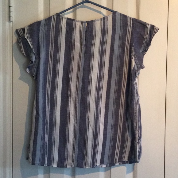 Calvin Klein Summer Top - Picture 4 of 4